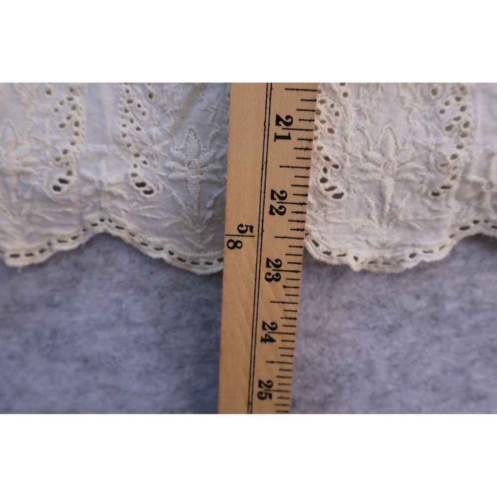 Old Navy Womens Medium White Eyelet Lace Peasant Blouse Cotton Gauze Tassel Top - Picture 6 of 7